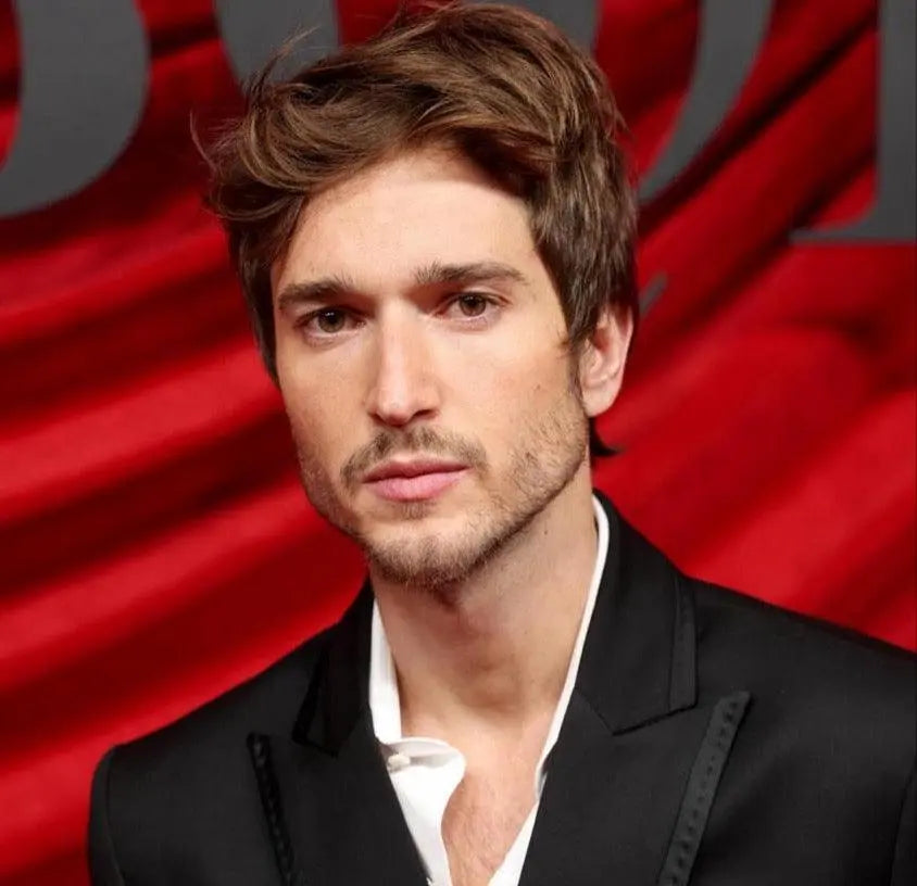 Celebrating Brazilian Identity: The Minimalist Elegance of Airon Martin’s Misci - SATIN | Brazilian Luxury Fashion