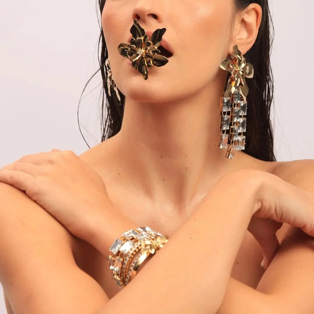 Large Lilies Ring Natural Crystal Gold