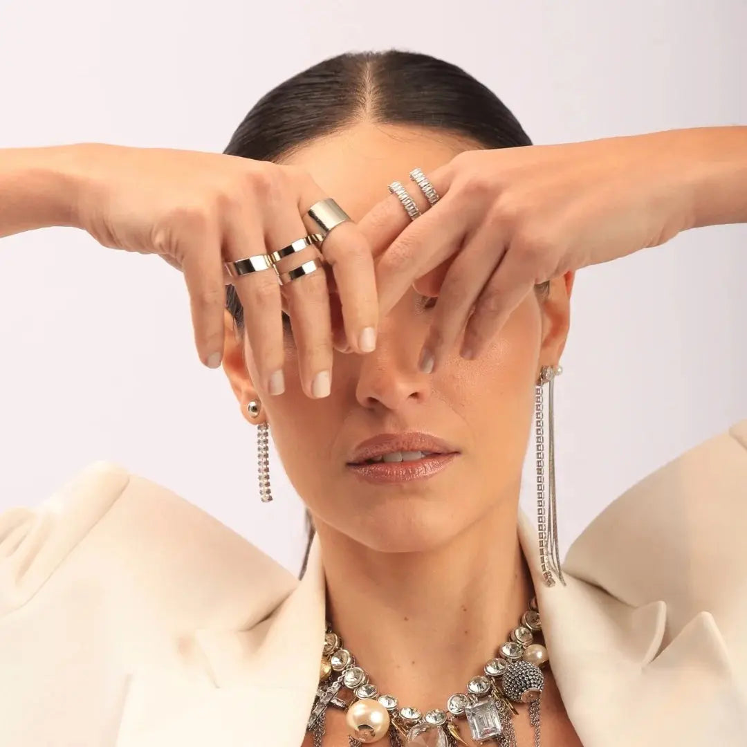 SATIN | shopsatin.ae SATIN | shopsatin.ae Kit Earrings Mix and Party Pearl/Crystal