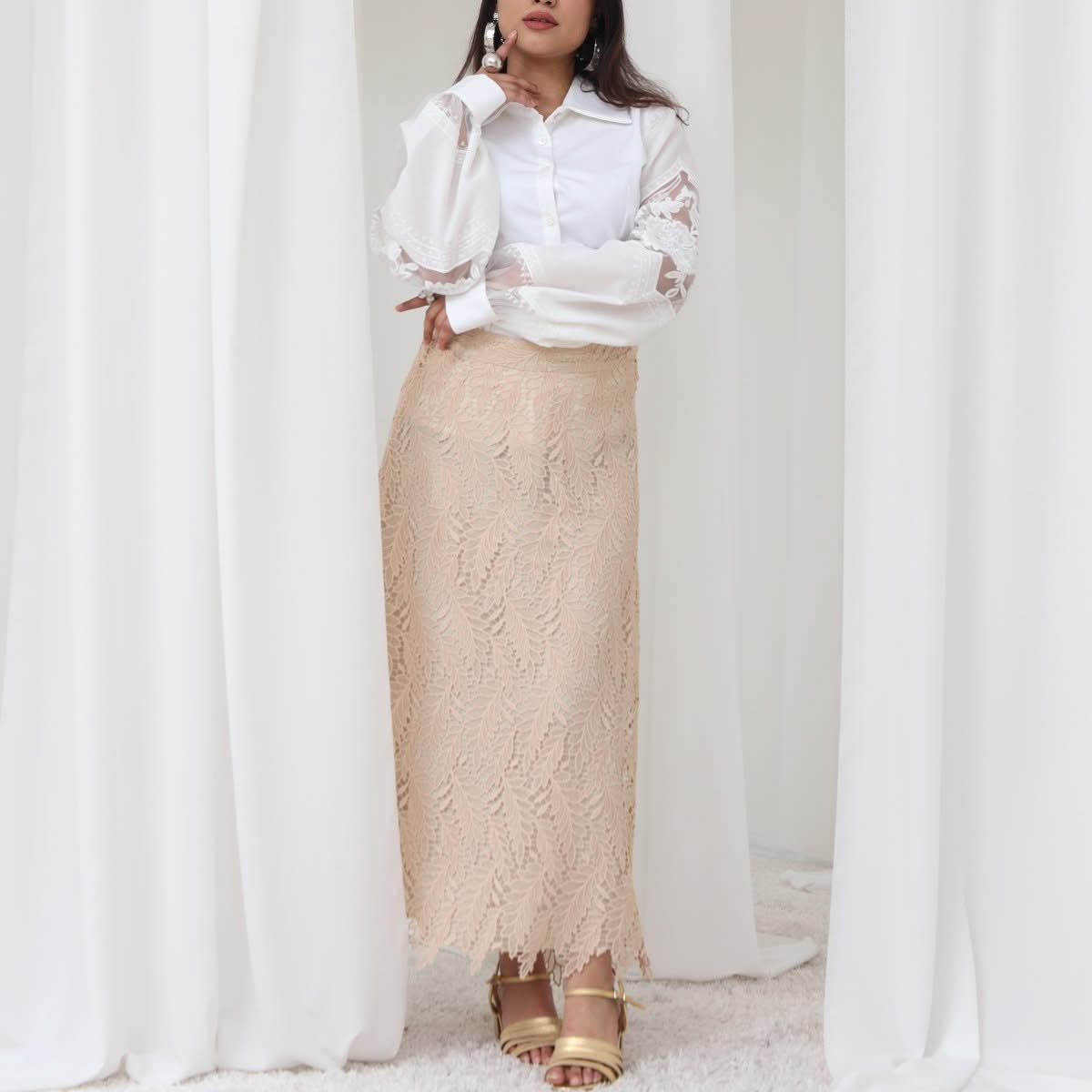 TONAGE White Shirt with Embroidered Sleeves White - SATIN | Brazilian Luxury Fashion