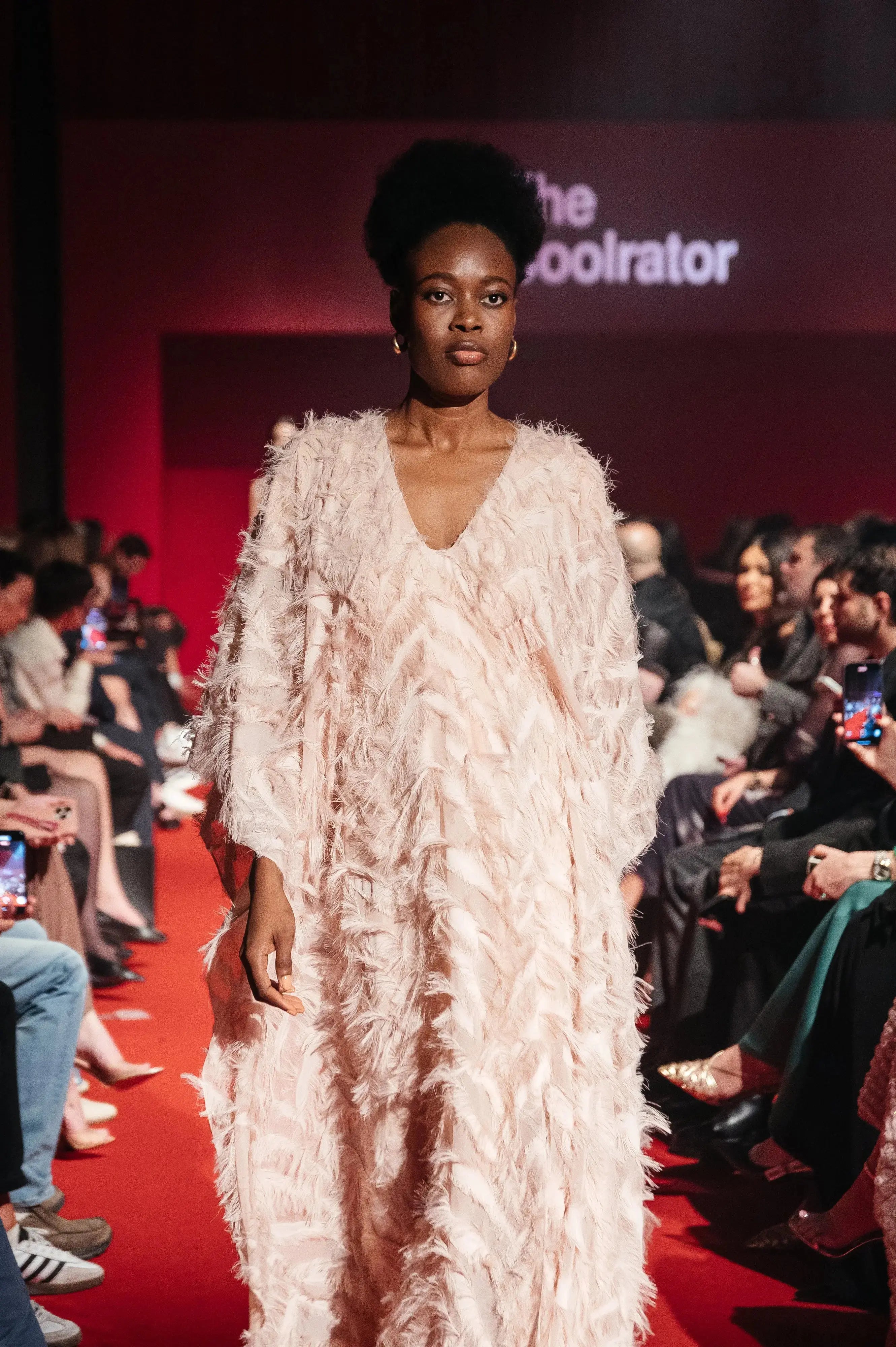 SATIN | shopsatin.ae SATIN | shopsatin.ae The Coolrator Bambu - Kaftan Feathers Rosé