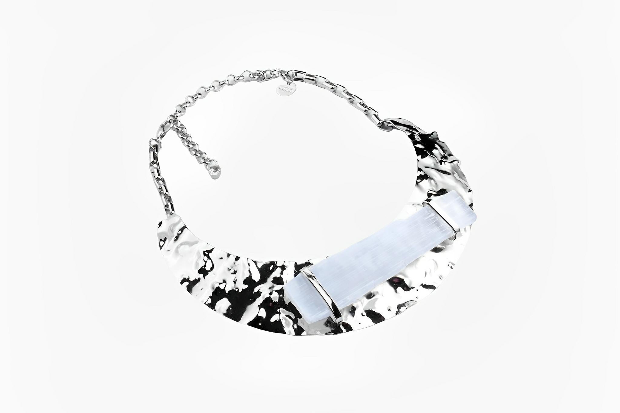 SATIN | Brazilian Luxury Fashion JULIANA MANZINI JULIANA MANZINI Fashion Jewelry - Life Hi-Lo Natural Crystal Necklace - Short Silver Design