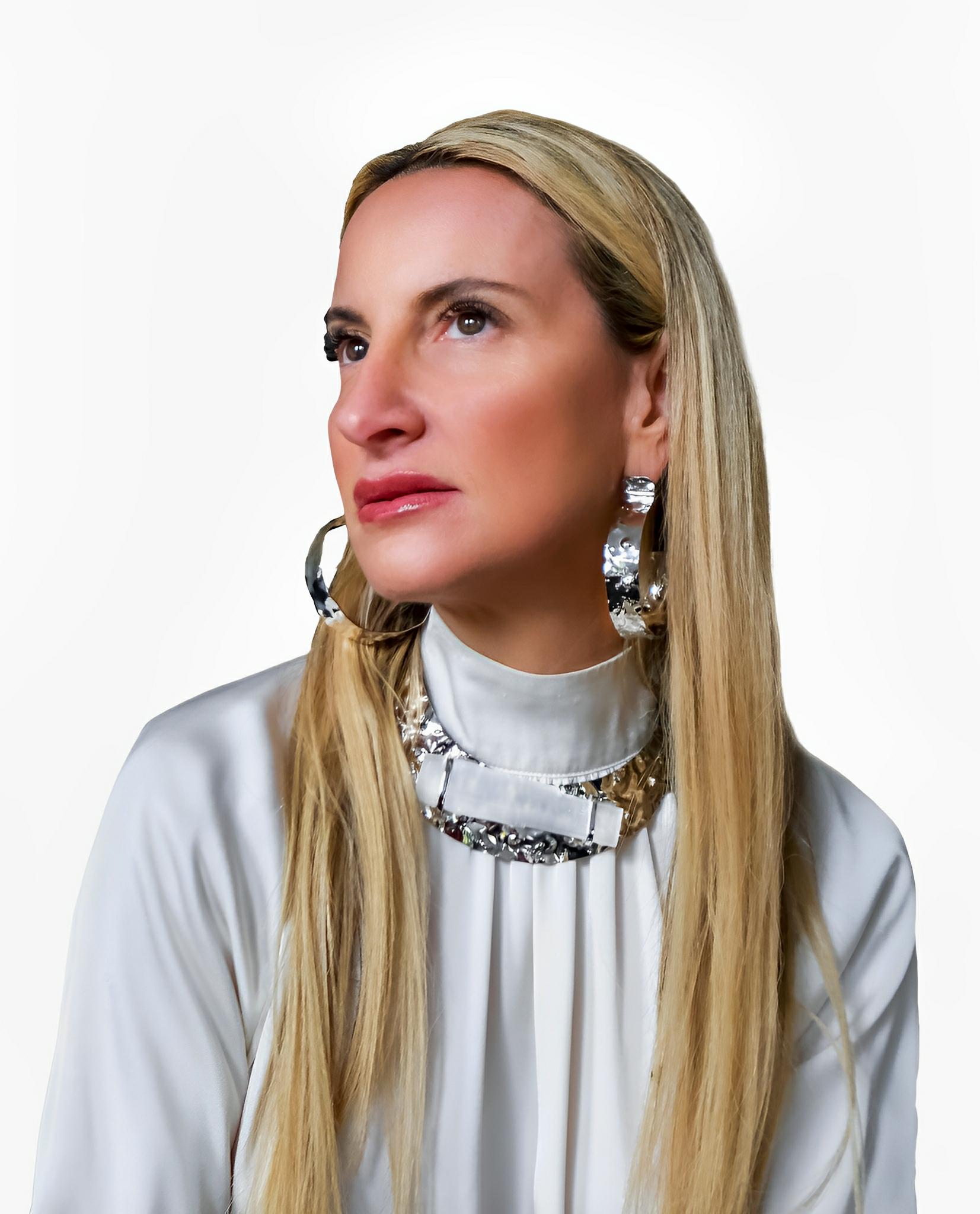 SATIN | Brazilian Luxury Fashion JULIANA MANZINI JULIANA MANZINI Fashion Jewelry - Life Hi-Lo Natural Crystal Necklace - Short Silver Design